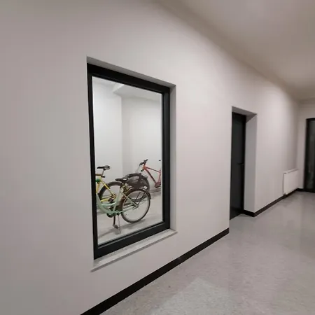 Apartment 25 *